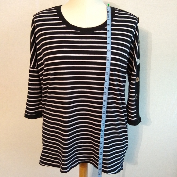 NWT Neon Buddha Striped Fuji Top - Picture 9 of 16